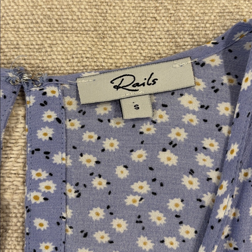 Rails Sophia Romper in Sky Blue Daisies Size Small - Picture 4 of 7